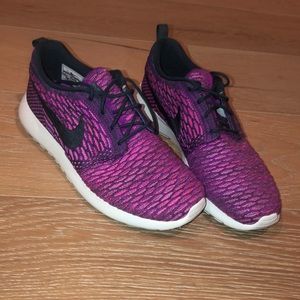 Nike Roshe Knitted Sneakers 8.5